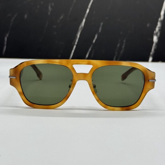 NEW FE40130F 55N FENDI SUNGLASSES SHINY LIGHT HAVANA UNISEX EYEWEAR FENDI - Picture 3 of 13